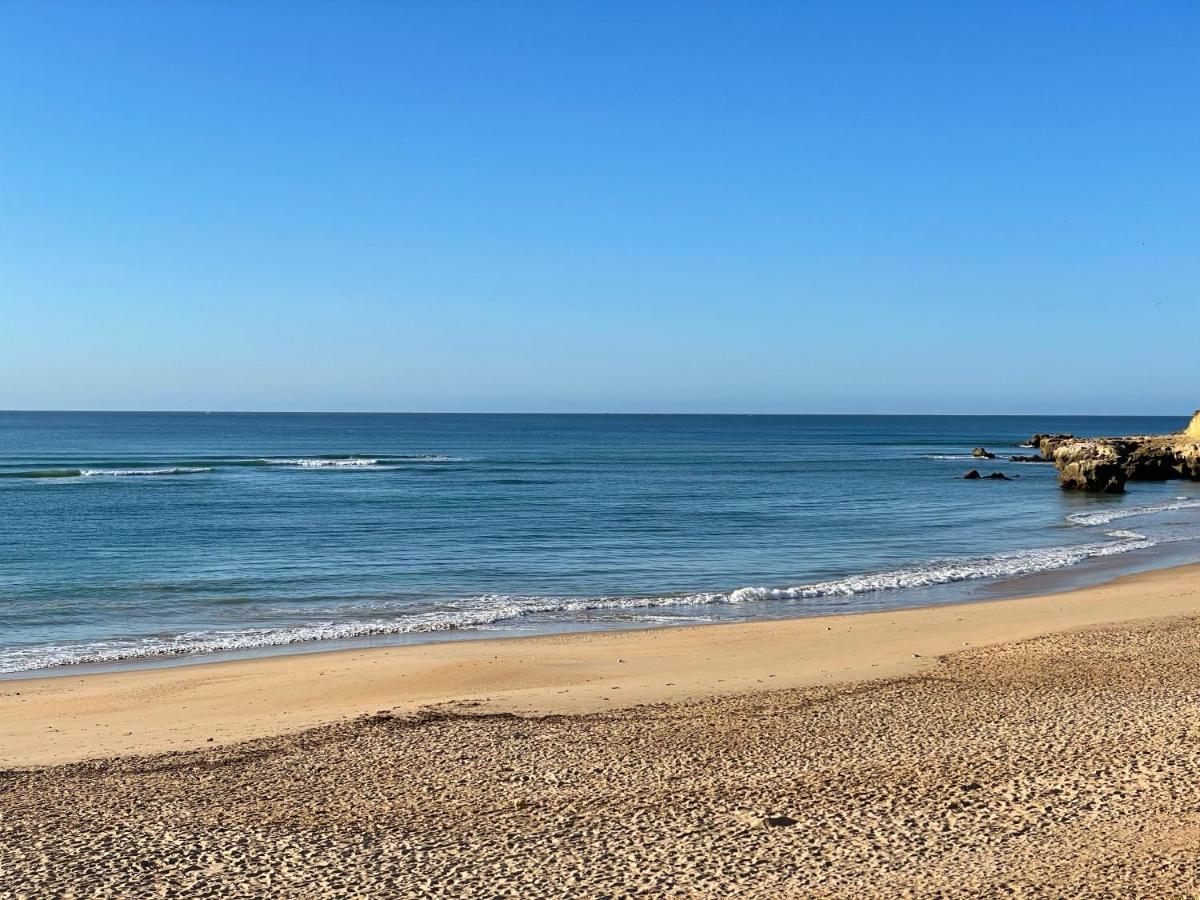 Beautiful 2-Bed Apartment Golf Pool Beach Faro Ngoại thất bức ảnh